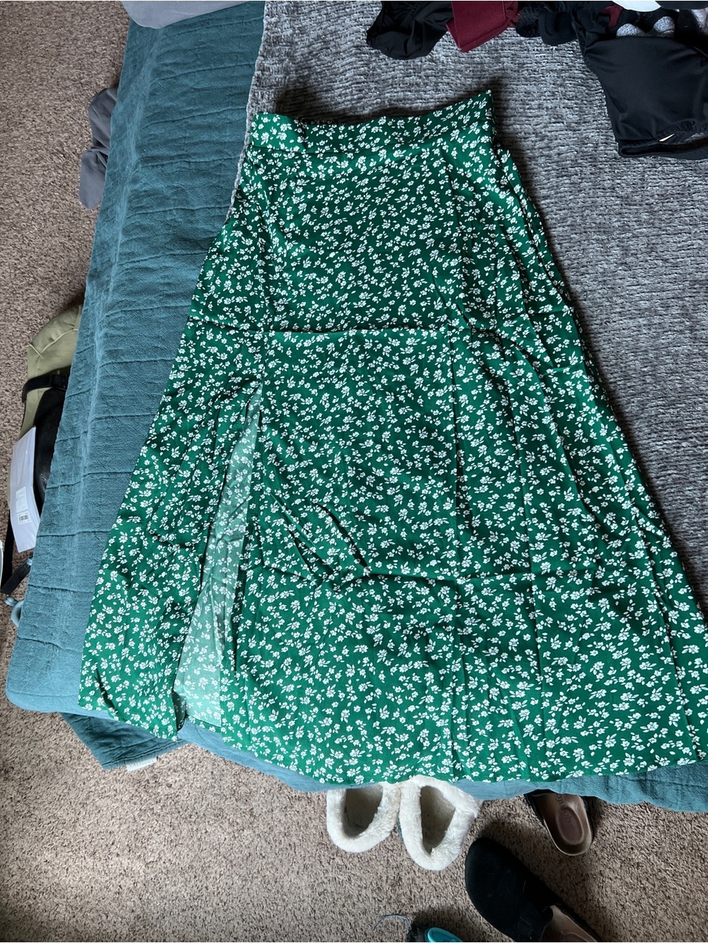 Women's Green Floral A-Line Midi Skirt